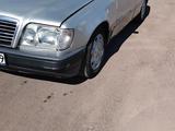 Mercedes-Benz E 280 1994 года за 1 250 000 тг. в Караганда