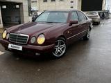 Mercedes-Benz E 230 1996 года за 1 550 000 тг. в Астана – фото 2