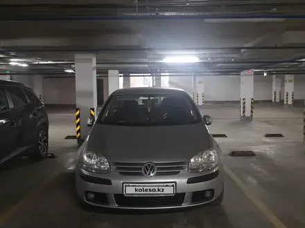 Volkswagen Golf 2006 года за 3 600 000 тг. в Астана