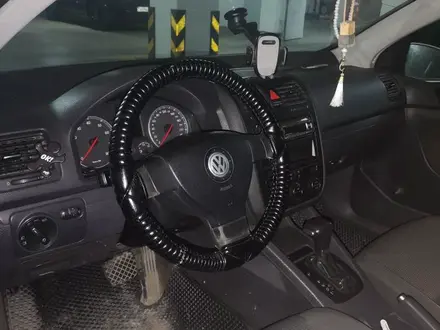 Volkswagen Golf 2006 года за 3 600 000 тг. в Астана – фото 7