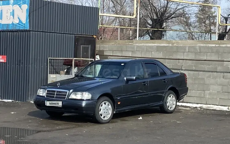 Mercedes-Benz C 280 1994 года за 2 300 000 тг. в Алматы