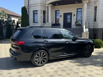 BMW X7 2021 года за 45 500 000 тг. в Алматы – фото 3