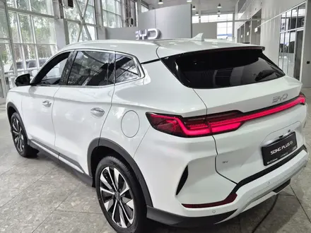 BYD Song Plus Flagship 602 EV 2026 года за 14 290 000 тг. в Усть-Каменогорск – фото 7