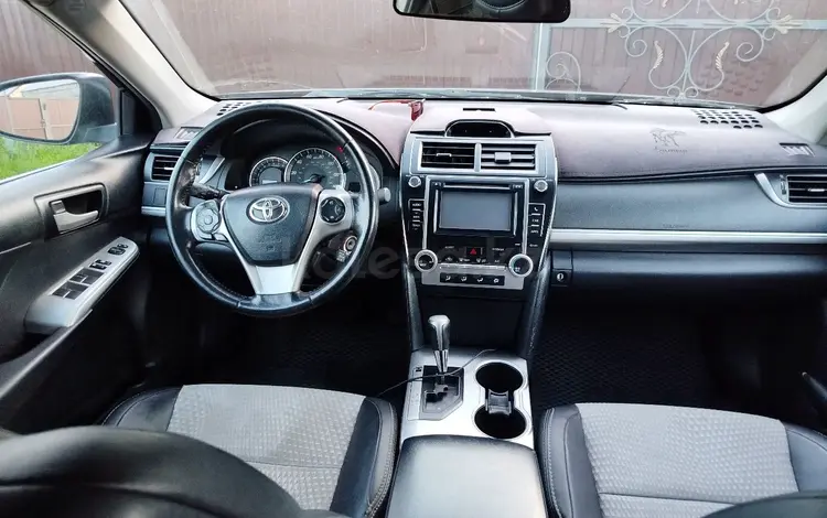 Toyota Camry 2013 года за 5 500 000 тг. в Уральск
