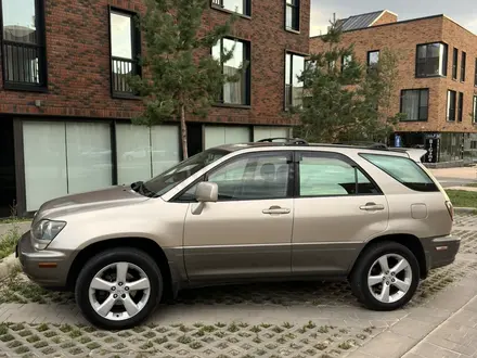 Lexus RX 300 1999 года за 5 500 000 тг. в Алматы – фото 2