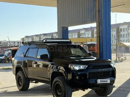 Toyota 4Runner 2019 года за 17 800 000 тг. в Актау