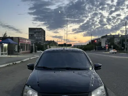 ВАЗ (Lada) Granta 2190 2018 года за 3 500 000 тг. в Караганда – фото 2