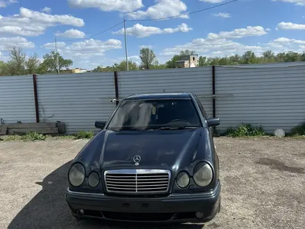 Mercedes-Benz E 280 1996 года за 2 300 000 тг. в Караганда – фото 4