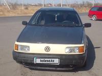 Volkswagen Passat 1988 годаfor700 000 тг. в Тараз