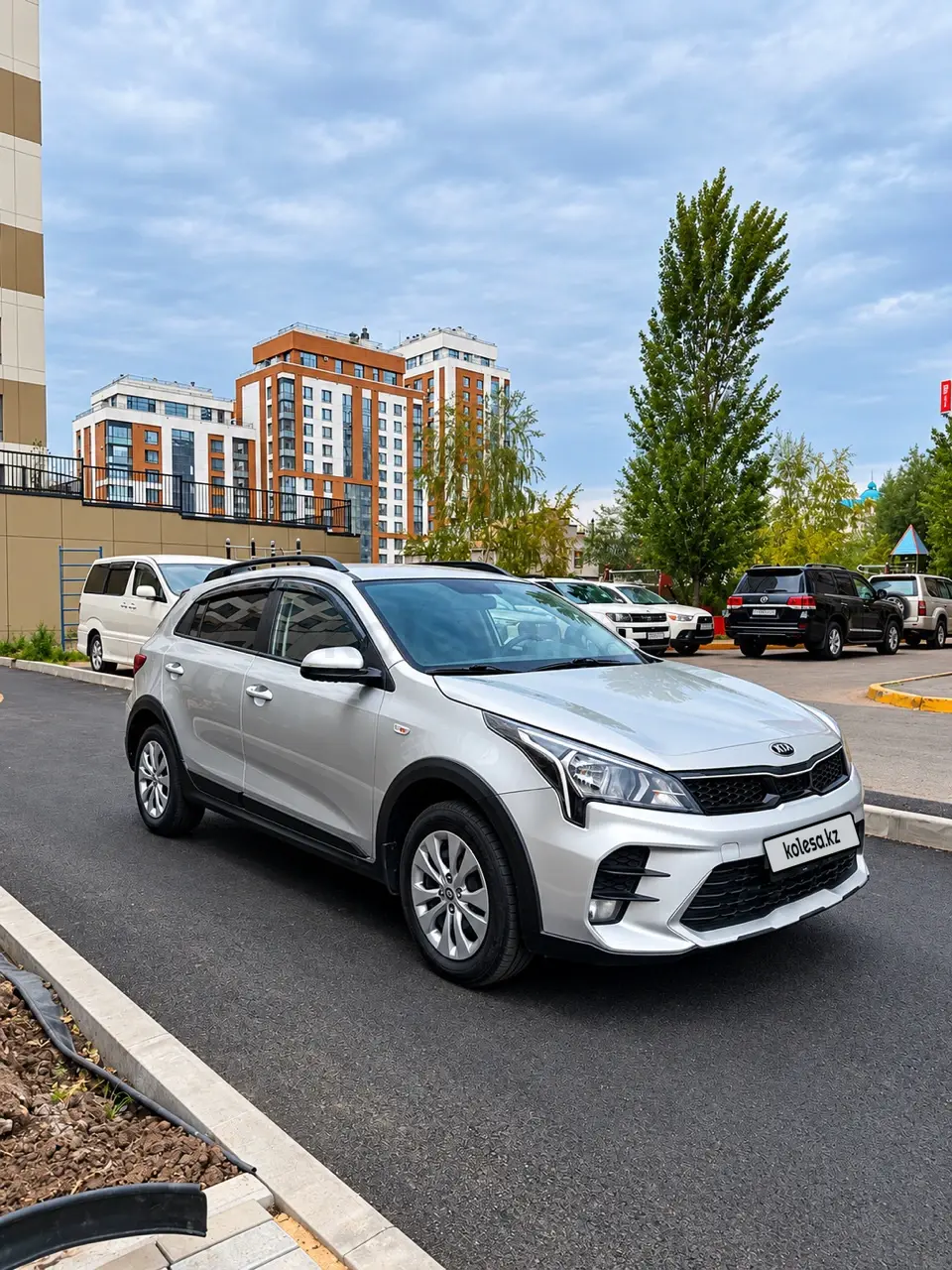 Kia Rio X-Line, 2021