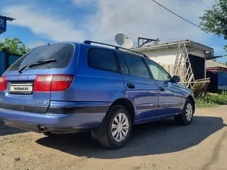 Toyota Carina E