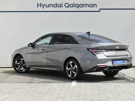 Hyundai Elantra 2021 года за 10 890 000 тг. в Алматы – фото 4