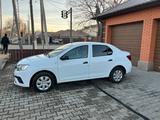 Renault Logan 2018 года за 2 500 000 тг. в Актобе – фото 2