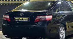 Toyota Camry 2008 года за 5 000 000 тг. в Актобе – фото 2