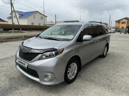 Toyota Sienna 2012 года за 8 200 000 тг. в Атырау – фото 3