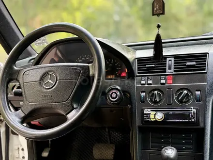 Mercedes-Benz C 180 1995 года за 2 500 000 тг. в Шымкент – фото 9