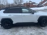 Toyota RAV4 2022 годаүшін17 900 000 тг. в Усть-Каменогорск – фото 4