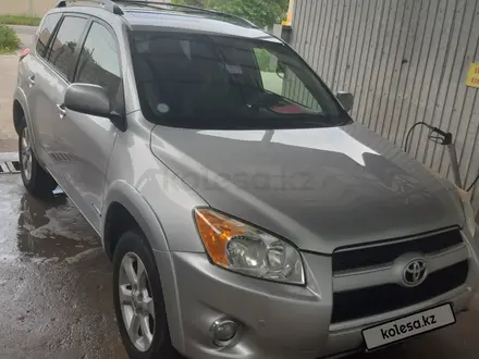 Toyota RAV4 2012 года за 9 200 000 тг. в Алматы