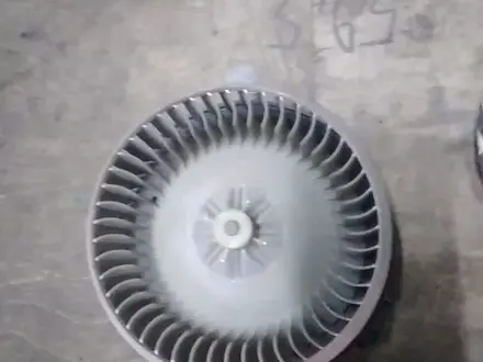 Вентилятор моторчик радиатор печки реостат Nissan за 20 000 тг. в Алматы – фото 2