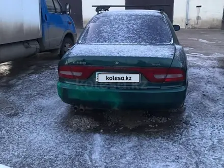 Mitsubishi Galant 1996 года за 800 000 тг. в Уральск – фото 2