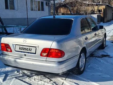 Mercedes-Benz E 280 1997 года за 4 650 000 тг. в Алматы – фото 60