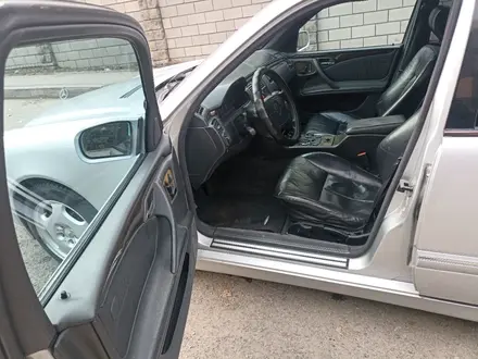Mercedes-Benz E 320 1997 года за 3 500 000 тг. в Алматы – фото 11
