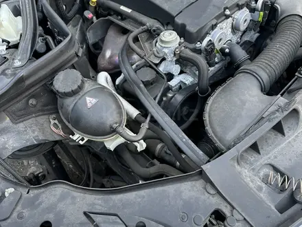 W212 расширительный бачок охлаждения за 30 000 тг. в Алматы – фото 2