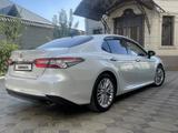 Toyota Camry 2018 года за 18 000 000 тг. в Шымкент