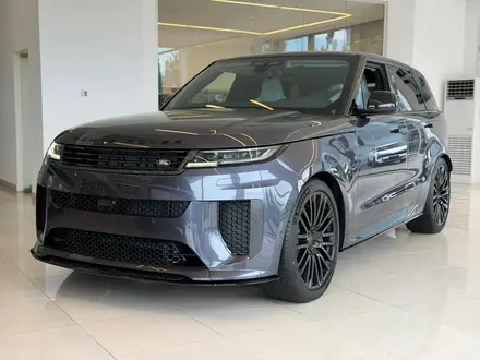 Land Rover Range Rover Sport SV 2026 года за 152 543 000 тг. в Атырау