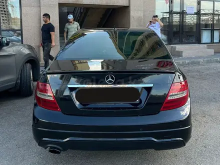 Mercedes-Benz C 250 2011 года за 8 000 000 тг. в Астана – фото 2