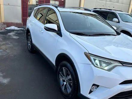 Toyota RAV4 2019 года за 9 700 000 тг. в Алматы – фото 6