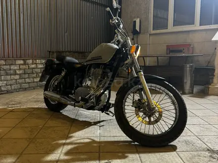 Suzuki  Boulevard S40 2014 года за 2 500 000 тг. в Алматы – фото 2