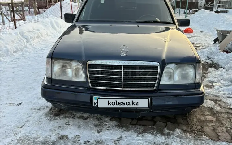 Mercedes-Benz E 320 1991 года за 1 900 000 тг. в Алматы