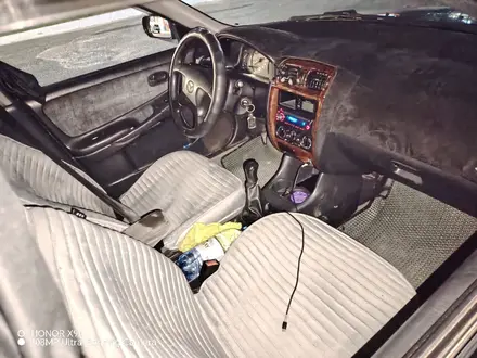 Mazda 626 1997 года за 1 800 000 тг. в Алматы – фото 4