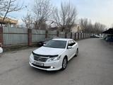 Toyota Camry 2011 года за 10 200 000 тг. в Алматы – фото 2