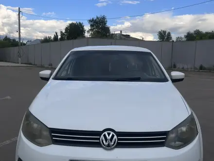 Volkswagen Polo 2013 года за 2 900 000 тг. в Петропавловск – фото 2