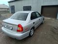 Hyundai Accent 2000 года за 2 500 000 тг. в Актобе – фото 2