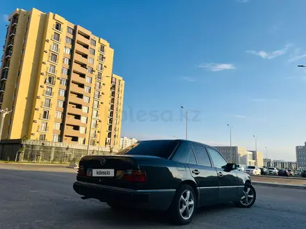 Mercedes-Benz E 230 1992 года за 1 400 000 тг. в Туркестан – фото 5