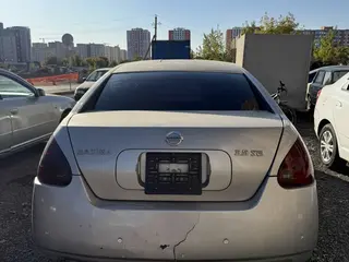 Nissan Maxima