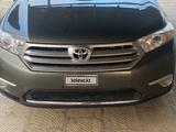 Toyota Highlander 2011 года за 10 000 000 тг. в Жанаозен – фото 2