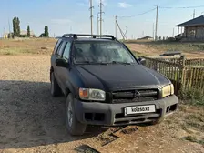 Nissan Pathfinder, 2002