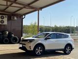 Toyota RAV4 2017 года за 10 500 000 тг. в Уральск