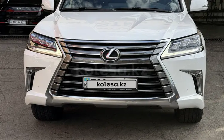 Lexus LX 570 2016 года за 39 000 000 тг. в Алматы
