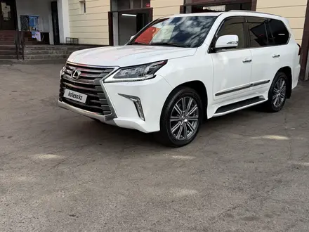 Lexus LX 570 2016 года за 39 000 000 тг. в Алматы – фото 2