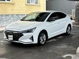 Hyundai Elantra 2019 года за 9 300 000 тг. в Алматы – фото 2