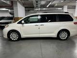 Toyota Sienna 2013 года за 7 900 000 тг. в Алматы – фото 2