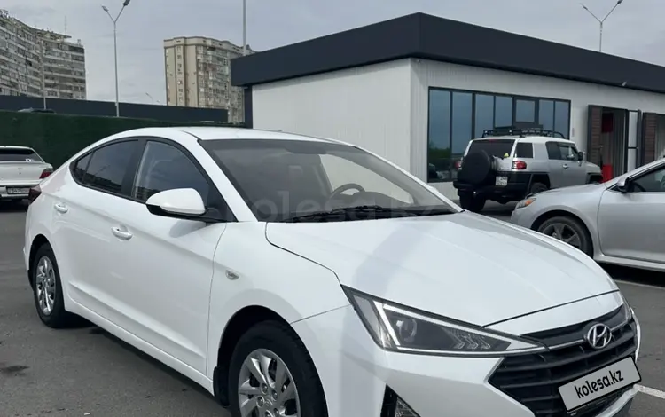 Hyundai Elantra 2020 года за 6 800 000 тг. в Актау