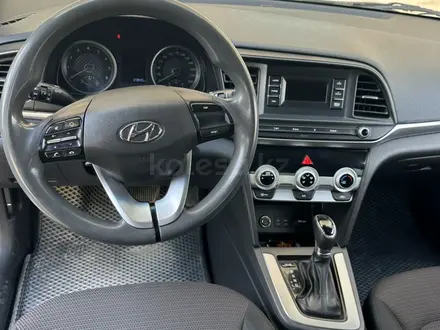 Hyundai Elantra 2020 года за 6 800 000 тг. в Актау – фото 6