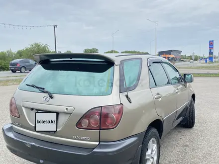 Lexus RX 300 1999 года за 3 800 000 тг. в Актобе – фото 2