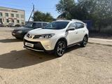 Toyota RAV4 2014 года за 12 500 000 тг. в Уральск